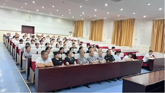 筑牢安全防线——皇城物业“安全生产月”在行...